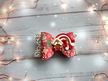 Load image into Gallery viewer, Gingerbread House Bow