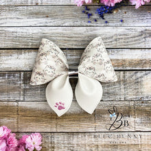 Load image into Gallery viewer, Kitten Paw Print Bow