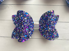Load image into Gallery viewer, Ghouls &amp; Jewels Betsy Bow
